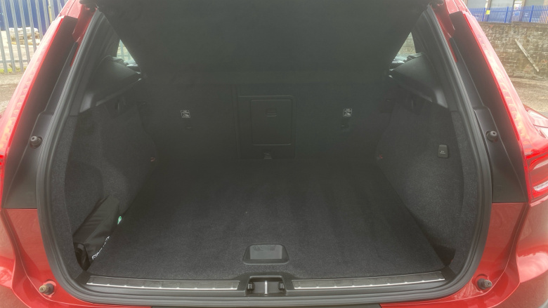 Volvo Xc40 1.5 T3 [163] Inscription Pro 5dr Geartronic Petrol Estate